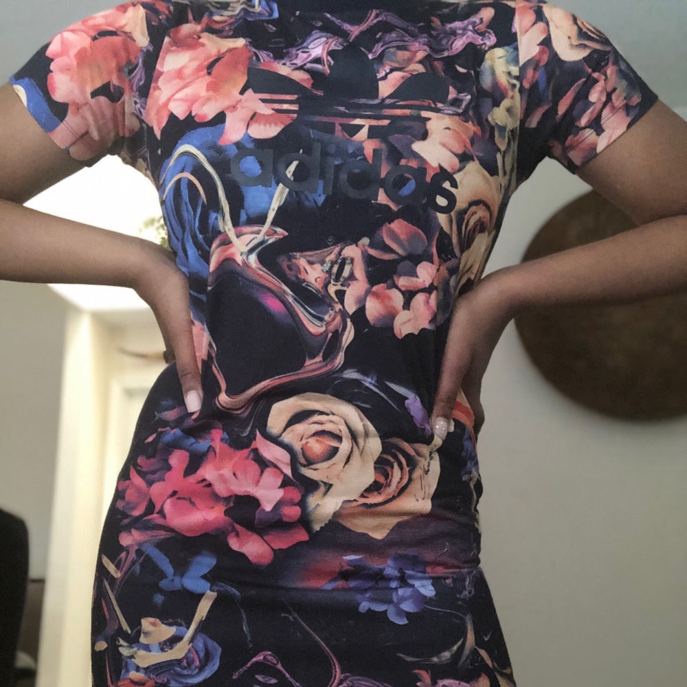 Color vibe adidas dress